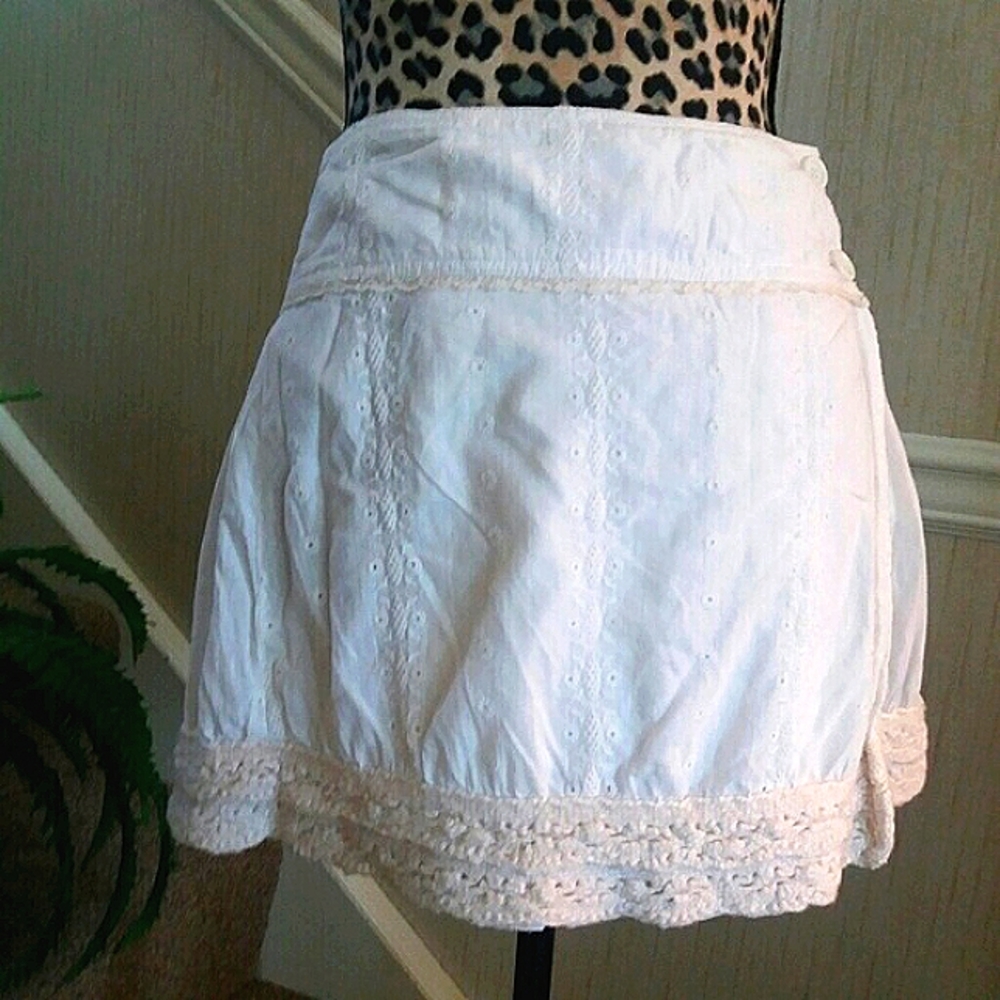 Free People Size 6 Wrap Mini Skirt Ivory Eyelet Cottagecore romantic Y2k